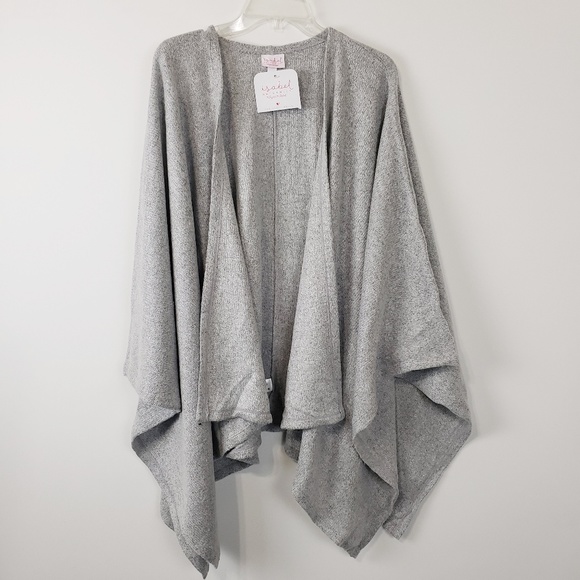 ISABEL Maternity Cozy Wrap Poncho Cardigan Sweater - Picture 3 of 6